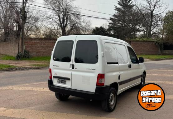 Utilitarios - Peugeot Partner 2013 GNC 186000Km - En Venta