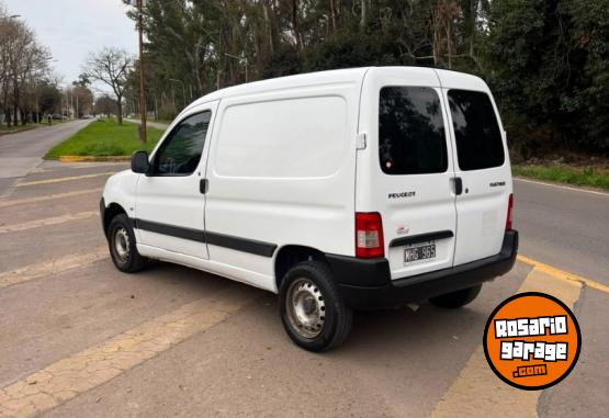 Utilitarios - Peugeot Partner 2013 GNC 186000Km - En Venta