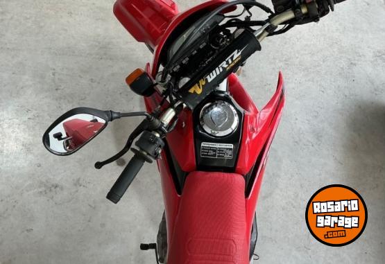 Motos - Honda TORNADO XR 250 2013 Nafta 35000Km - En Venta