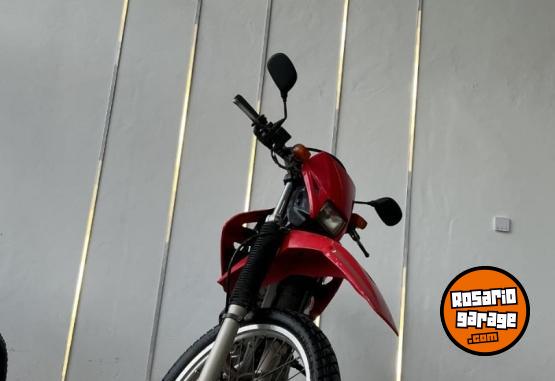 Motos - Honda TORNADO XR 250 2013 Nafta 35000Km - En Venta