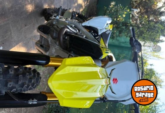 Motos - Suzuki Rmz 2023 Nafta 16Km - En Venta