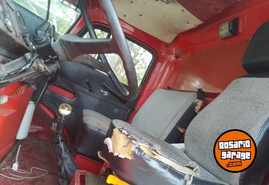Camiones y Grúas - VENDO MERCEDES 1114 MODELO 1988 - En Venta