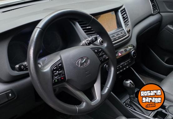 Camionetas - Hyundai Tucson 2.0 Na 4x4 Premuim 2017 Nafta 84000Km - En Venta