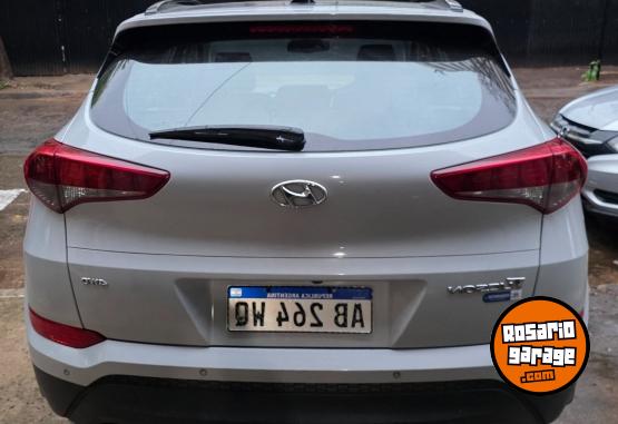 Camionetas - Hyundai Tucson 2.0 Na 4x4 Premuim 2017 Nafta 84000Km - En Venta