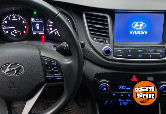 Camionetas - Hyundai Tucson 2.0 Na 4x4 Premuim 2017 Nafta 84000Km - En Venta