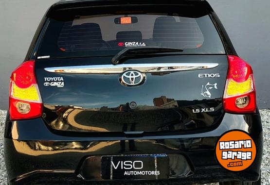 Autos - Toyota ETIOS XLS 1.5 2017 Nafta 82000Km - En Venta
