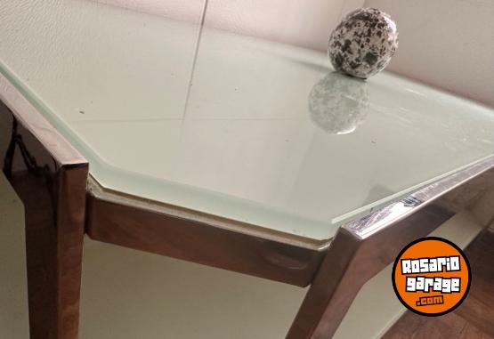 Hogar - Mesa de living/comedor de vidrio doble nivel y estructura cromada - En Venta