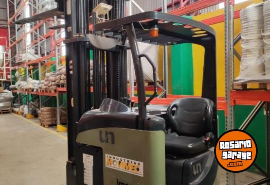 Camiones y Grúas - Autoelevador electrico - En Venta