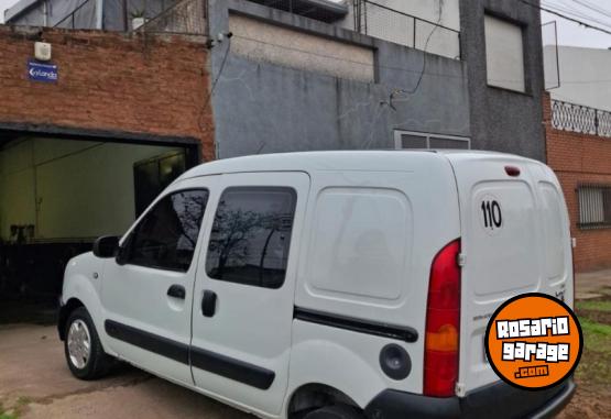 Utilitarios - Renault Kangoo 2017 Nafta 215000Km - En Venta