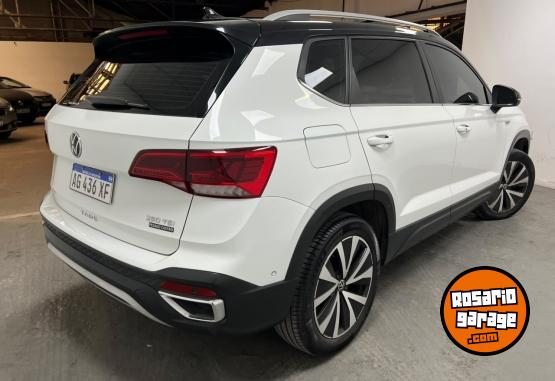 Autos - Volkswagen TAOS HIGHLINE BI TONO 2024 Nafta 24920Km - En Venta