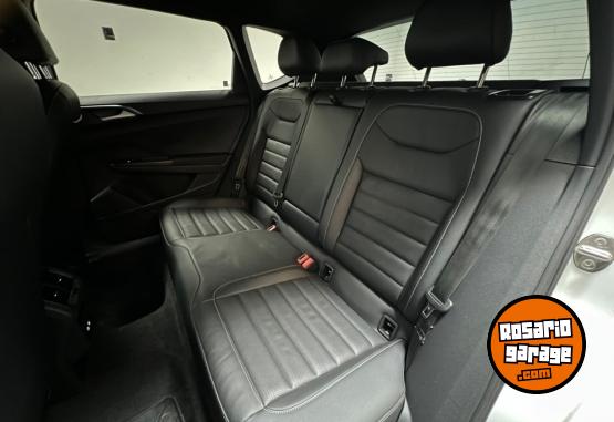 Autos - Volkswagen TAOS HIGHLINE BI TONO 2024 Nafta 24920Km - En Venta