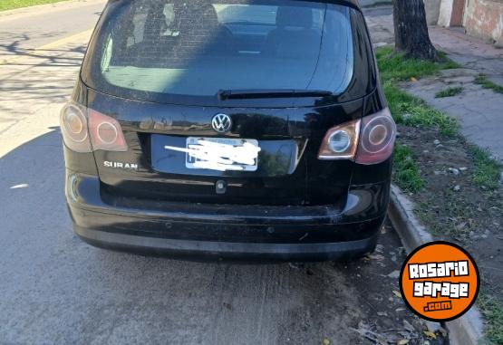 Autos - Volkswagen Suran highline 2009 Nafta 200000Km - En Venta