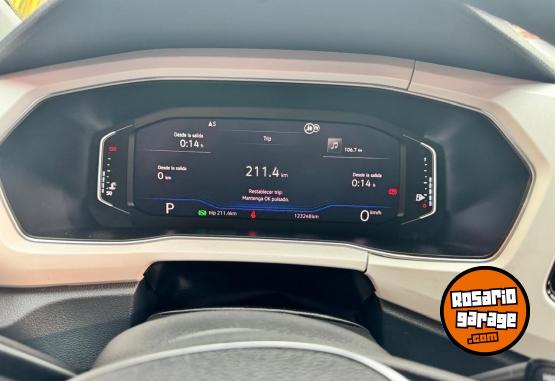 Autos - Volkswagen T-Cross Highline 2020 Nafta 123250Km - En Venta