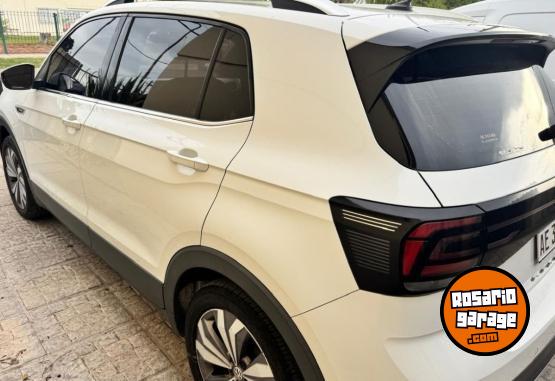 Autos - Volkswagen T-Cross Highline 2020 Nafta 123250Km - En Venta