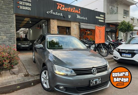 Autos - Volkswagen VENTO 2.0 TDI LUXURY DSG 2012 Diesel 240000Km - En Venta