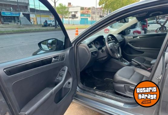 Autos - Volkswagen VENTO 2.0 TDI LUXURY DSG 2012 Diesel 240000Km - En Venta