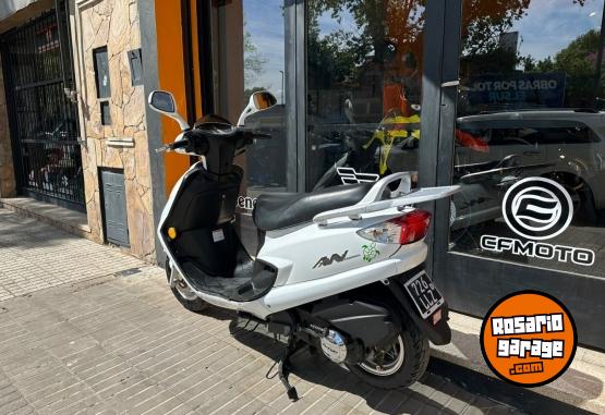 Motos - Suzuki AN 125 2016 Nafta 36000Km - En Venta
