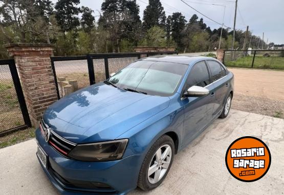 Autos - Volkswagen Vento luxury 2.5 2015 Nafta 167000Km - En Venta