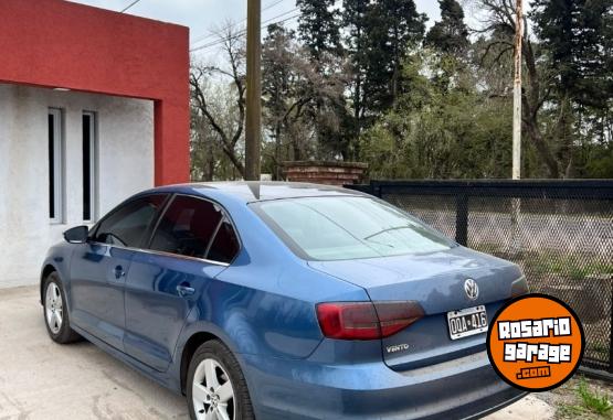 Autos - Volkswagen Vento luxury 2.5 2015 Nafta 167000Km - En Venta