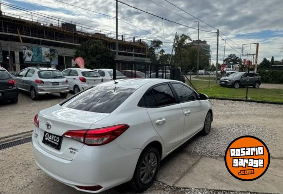 Autos - Toyota YARIS 1.5 XLS CVT 2020 Nafta 120000Km - En Venta