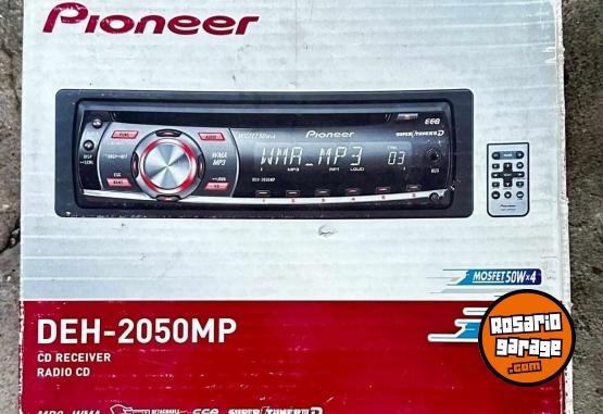 Accesorios para Autos - Stereo + Parlantes - En Venta