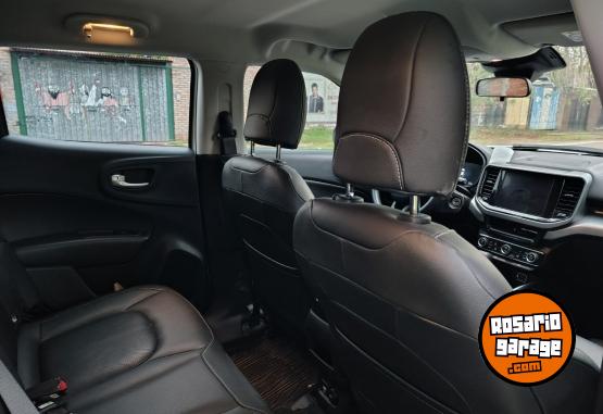 Camionetas - Fiat TORO FREEDOM 4X2 2022 Nafta 47000Km - En Venta