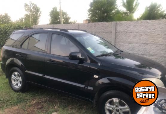 Camionetas - Kia SORENTO CRDI 2005 Diesel 249000Km - En Venta