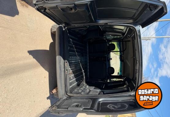 Utilitarios - Renault Kangoo 2016 GNC 312000Km - En Venta