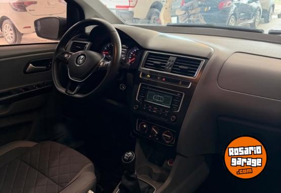 Autos - Volkswagen Fox Highline 1.6 2015 Nafta  - En Venta