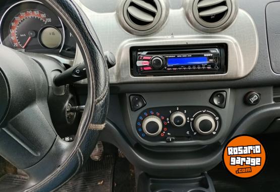 Autos - Fiat Uno way 2012 Nafta 127000Km - En Venta