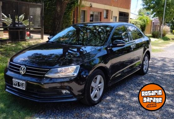 Autos - Volkswagen Vento 2.5 Luxury Tiptroni 2016 Nafta 171000Km - En Venta