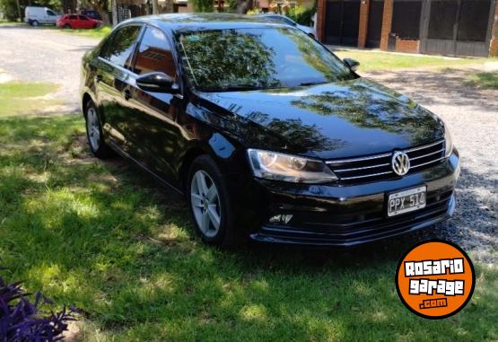Autos - Volkswagen Vento 2.5 Luxury Tiptroni 2016 Nafta 171000Km - En Venta