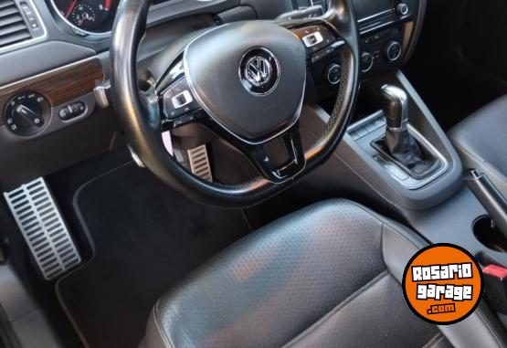 Autos - Volkswagen Vento 2.5 Luxury Tiptroni 2016 Nafta 171000Km - En Venta
