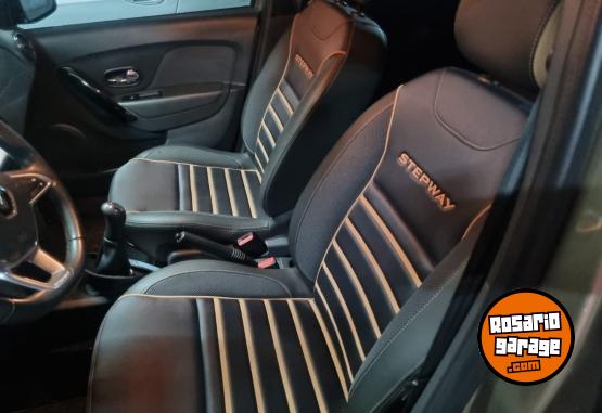 Autos - Renault Sandero STEPWAY Intense 2022 Nafta 43000Km - En Venta