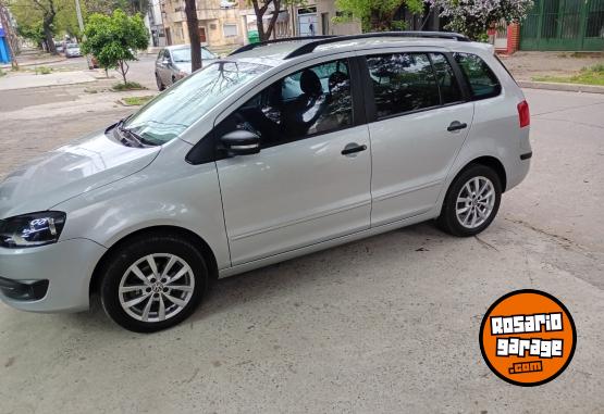 Autos - Volkswagen SURAN 2012 Nafta 1111Km - En Venta