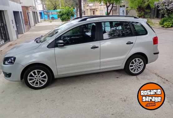 Autos - Volkswagen SURAN 2012 Nafta 1111Km - En Venta