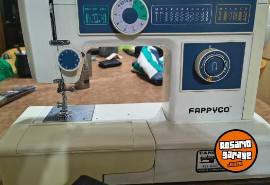 Hogar - Máquina de Coser excelente estado - En Venta