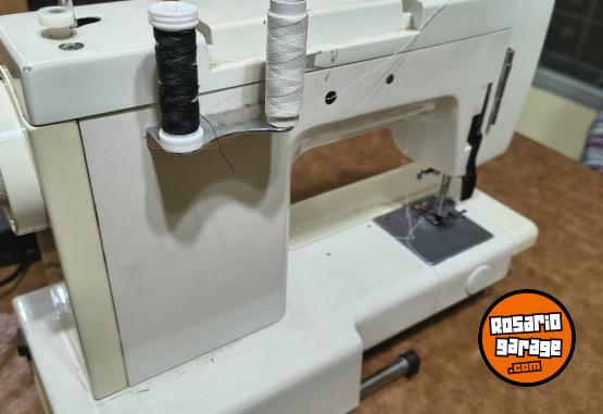 Hogar - Máquina de Coser excelente estado - En Venta