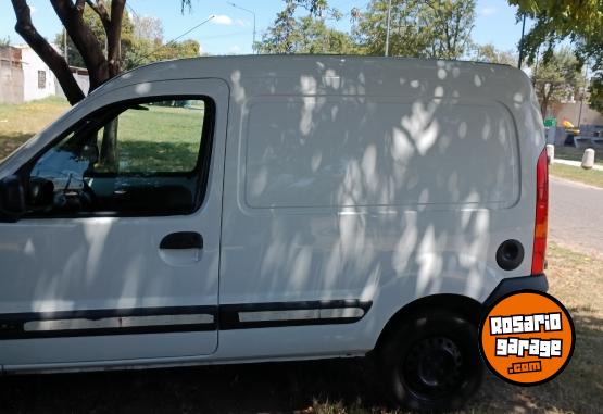 Utilitarios - Renault KANGOO 2012 GNC 245000Km - En Venta