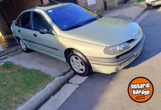 Autos - Renault Laguna 1998 Nafta 261000Km - En Venta