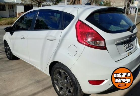 Autos - Ford Fiesta kinetik titanium 2013 Nafta 113000Km - En Venta