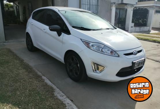 Autos - Ford Fiesta kinetik titanium 2013 Nafta 113000Km - En Venta