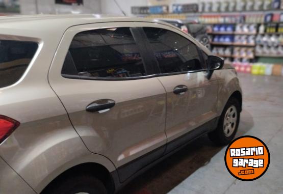 Camionetas - Ford Ecosport s 1.6l  Mtn 2017 GNC 206743Km - En Venta