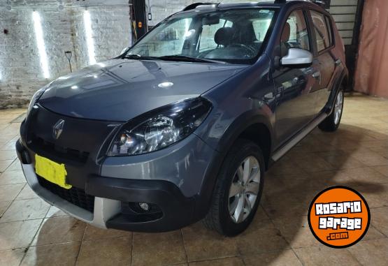 Autos - Renault SANDERO 2012 Nafta 123456Km - En Venta