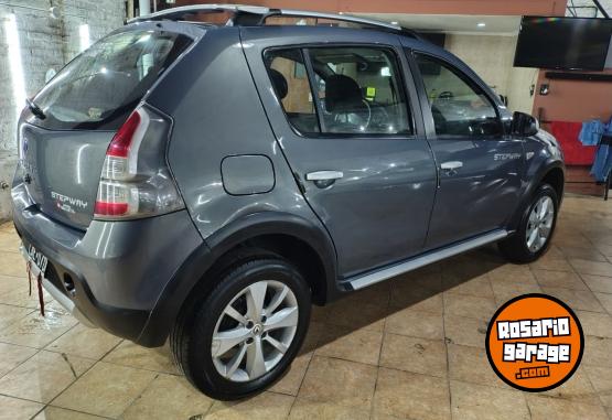 Autos - Renault SANDERO 2012 Nafta 123456Km - En Venta