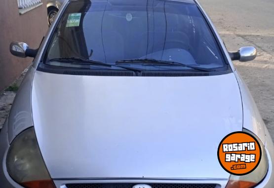 Autos - Volkswagen KA 1999 Nafta 200Km - En Venta