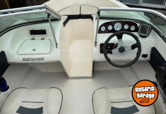 Embarcaciones - Lancha Electra 1600 � 2010 � Mercury 90 HP 2T � - En Venta