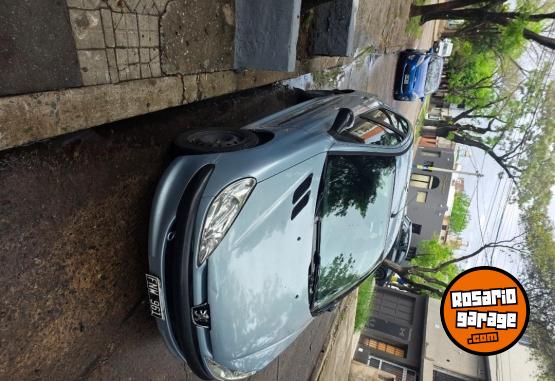 Autos - Peugeot 206 2006 Diesel 240000Km - En Venta