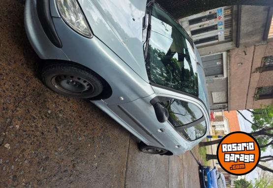 Autos - Peugeot 206 2006 Diesel 240000Km - En Venta