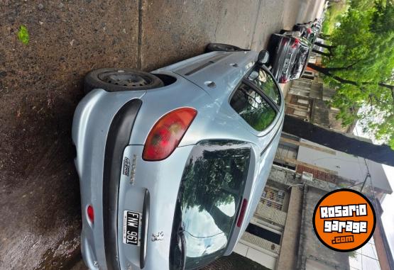 Autos - Peugeot 206 2006 Diesel 240000Km - En Venta